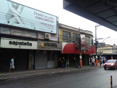 NO DIA DO COMERCIÁRIO, QUASE 100% DAS LOJAS ESTAVAM FECHADAS EM NOVA IGUAÇU E REGIÃO